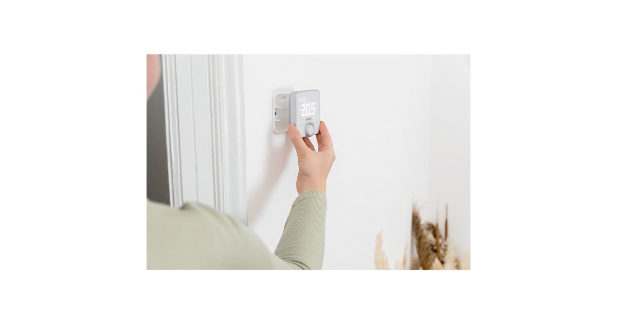 Bosch - Thermostat d'ambiance Bosch pour maison intelligente II - Thermostat  - Rue du Commerce
