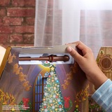 Spin Master WIZARDING WORLD HARRY POTTER - CALENDRIER DE L'AVENT 2023 - Calendrier de L'Avent pour Noël Avec 24 Surprises, Figurines et Accessoires Exclusifs - Harry Potter - Jouet Enfant 6 Ans et + Wizarding World HARRY POTTER - CALENDRIER DE L'AVENT 2023 - Calendrier de L'Avent pour Noël Avec 24 Surprises, Figurines et Accessoires Exclusifs - Harry Potter - Jouet Enfant 6 Ans et +, Boîte, Autonome, Multicolore
