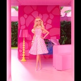 Barbie Signature – Le Film – Poupée en Robe Vichy Rose Poupée mannequin, Femelle, 3 an(s), Garçon/Fille, 330,2 mm, 300 g