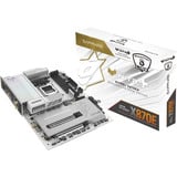 SAPPHIRE NITRO+ X870EA WIFI7 Phantom Link Polar carte mère socket AM5 Blanc/Noir