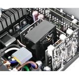 Thermaltake , 1000 Watt alimentation  