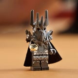 LEGO Icônes Le Seigneur des Anneaux : Casque de Sauron, Jouets de construction Vente au détail
