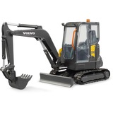 bruder 02465, Modèle réduit de voiture 