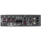 MSI MPG X870E CARBON MAX WIFI carte mère socket AM5 Argent