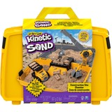 Spin Master Kinetic Sand, Coffret bac à sable pliable Chantier avec véhicule et 907 g de Kinetic Sand, pour les enfants à partir de 3 ans, Jeu de sable Kinetic Sand , Coffret bac à sable pliable Chantier avec véhicule et 907 g de , pour les enfants à partir de 3 ans, Sable cinétique pour enfants, 3 an(s), Marron