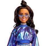Mattel JFP42, Poupée 