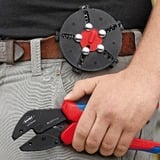 KNIPEX MultiCrimp® Pinces à sertir avec porte-profils 97 33 02, Pince à sertir Rouge/Bleu, pince brunie, poignées avec gaines bi-matière, fournie avec 3 profils interchangeables