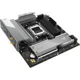 SAPPHIRE  carte mère socket AM5 