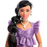  Barbie Deluxe Style en tenue métallique violette, Poupée 