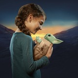 Hasbro Star Wars - Galactic Snackin’ Grogu, Figurine 