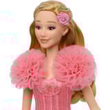 Mattel HYM41, Poupée 