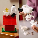 LEGO Ideas Peanuts : la niche de Snoopy, Jouets de construction Jeu de construction, 18 an(s), Plastique, 964 pièce(s), 1,25 kg, Vente au détail