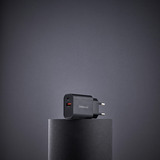 Intenso Adaptateur secteur W30AC chargeur Noir, 1x USB-C, 1x USB-A