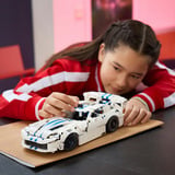 LEGO Technic Dodge Viper GTS-R Voiture de sport, Jouets de construction Jeu de construction, 10 an(s), Plastique, 805 pièce(s), 1,1 kg
