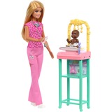 Mattel JCR72, Poupée 