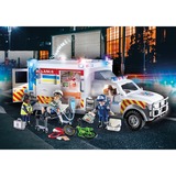 PLAYMOBIL City Action - Ambulance avec secouristes et blessé, Jouets de construction 70936
