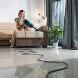 Cecotec Conga 700 PowerHead, Aspirateur balais Noir/Vert