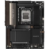 GIGABYTE X870E AERO X3D DARK WOOD carte mère socket AM5 Noir/bois