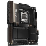 GIGABYTE  carte mère socket AM5 Noir/bois