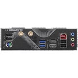 GIGABYTE  carte mère socket AM5 Noir/gris