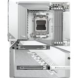 GIGABYTE  carte mère socket AM5 