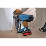 Bosch Cloueur à bois sans fil GNH 18V-64-3 Professional solo, 18Volt, Clouteuse Bleu/Noir
