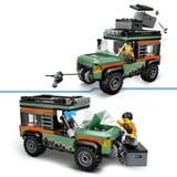 LEGO City - Véhicule tout-terrain 4x4 pour la montagne, Jouets de construction 60447