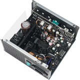 DeepCool PN650M alimentation modulaire 650 watt Noir, 3x PCIe, 3x PCIe, 1x 12VHPWR, Gestion des câbles