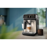 Philips 5500 series Series 5500 EP5547/90 Machine espresso entière automatique, Machine à café/Espresso Noir/chrome, Machine à expresso, 1,8 L, Café en grains, Broyeur intégré, 1500 W, Gris