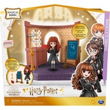 Spin Master Le monde des sorciers: Harry Potter - Magical Minis Charms Classroom, Figurine 