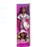 Mattel HYT95, Poupée 