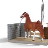 Schleich Horse Club Aire de lavage pour chevaux de Sofia, Figurine 