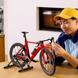 LEGO Icons Vélo de course, Jouets de construction Jeu de construction, 18 an(s), Plastique, 1015 pièce(s), 1,57 kg, Vente au détail
