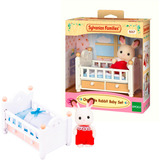 EPOCH Sylvanian Families - Bébé lapin en chocolat avec lit bébé, Jouets de construction 