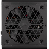Corsair RM750e 80 Plus Gold Reconditionné alimentation modulaire 750 watt Noir, 1x 12V-2x6, 1x PCIe
