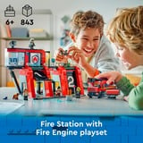 LEGO City - La caserne et le camion de pompiers, Jouets de construction 60414