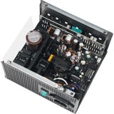 DeepCool PN750M alimentation  modulaire 750 watt Noir, 1x 12V-2x6, 3x PCIe