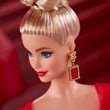 Mattel JBJ17, Poupée 