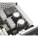 Thermaltake Toughpower PF3, alimentation modulaire 750 watt Noir, 4x PCIe, 4x PCIe, gestion des câbles