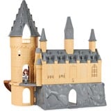 Spin Master Wizarding World: Harry Potter - Magical Minis Hogwarts Castle, Figurine Wizarding World HARRY POTTER - CHÂTEAU DE POUDLARD MAGICAL MINIS - Château Poudlard Avec Effets Sonores et Lumineux - Figurine Hermione Et 12 Accessoires - 6061842 - Jouet Enfant 5 ans et +, Action/Aventure, 5 an(s), AAA, Multicolore