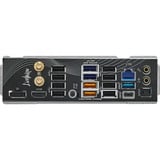 ASRock  carte mère socket AM5 Blanc