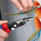 KNIPEX Pince pour installations électriques 13 92 200 Rouge/Bleu, avec gaines bi-matière, noire atramentisée