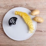 Rommelsbacher EGS 80 trancheuse Electrique 100 W Noir, Acier inoxydable Acier inoxydable, Coupeur en spirale Acier inoxydable/Noir, Electrique, Noir, Acier inoxydable, Acier inoxydable, 100 W, 230 V, 140 mm