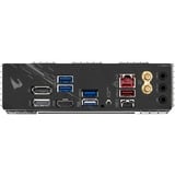 GIGABYTE AORUS B550I PRO AX carte mère socket AM4 RAID, Gb-LAN, BT, WLAN, Sound, Mini ATX