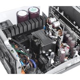 Thermaltake Toughpower GF1 ARGB, 850 Watt alimentation  Noir, 850 W, 100 - 240 V, 1020 W, 50/60 Hz, 12 A, Actif