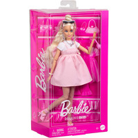 Mattel HYV27, Poupée 