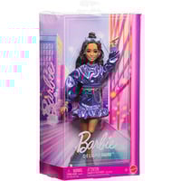 Mattel JFP42, Poupée 