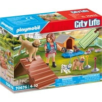 PLAYMOBIL City Life - Set cadeau "Educatrice et chiens", Jouets de construction 70676