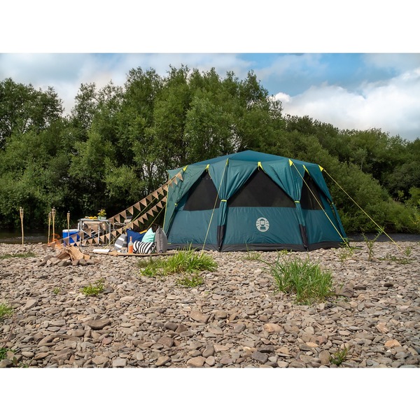 Coleman Cortes Octagon 8 Blackout, Tente Vert foncé